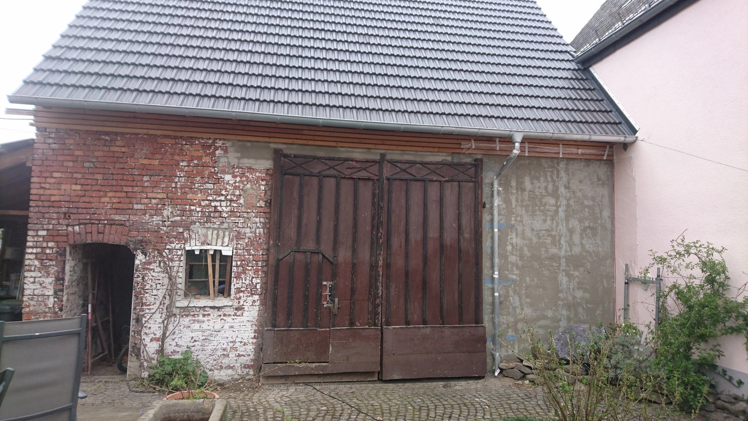D.Förster - Innenarchitektur -Fassaden-/Putzfläche im Bestand[Vorher]